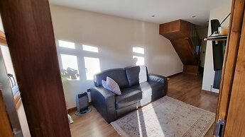 Captivating 1-bed Apartment in Edinburgh