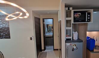 Dusit Thani Like San Antonio Makati 1 Bedroom