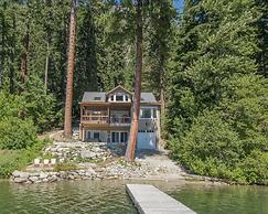 Lazy Bear Lodge 3 Bedroom Home by NW Comfy Cabins by RedAwning