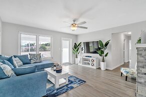 Wilton Manors Ranch - Pet Friendly! 3 Bedroom Holiday Village by Redaw