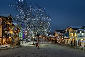 Journey's End On Fish Lake 2 Bedroom Home by NW Comfy Cabins by RedAwn