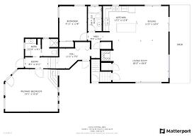 Maple Leaf Lodge 3 Bedroom Home by NW Comfy Cabins by RedAwning