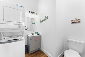 Majestic On Tablerock 5 Bedroom Home by RedAwning