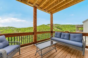 Majestic On Tablerock 5 Bedroom Home by RedAwning