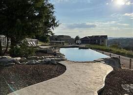 Majestic On Tablerock 5 Bedroom Home by RedAwning