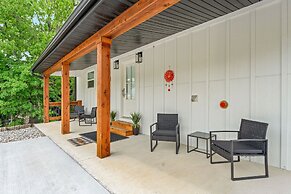 Majestic On Tablerock 5 Bedroom Home by RedAwning