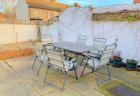 Bedford Road Garden Apartment