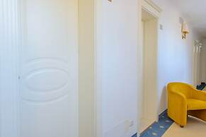 Palace Hotel Domus Mea