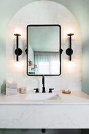 Palihotel Hollywood near Universal Studios