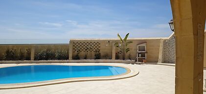 Tas Suplu Farmhouse Gozo