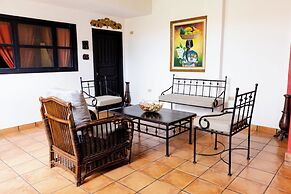 Hotel Camino Maya