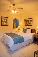 Hotel Camino Maya