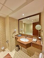 Ivy Cyrene Island Aqua Park Resort