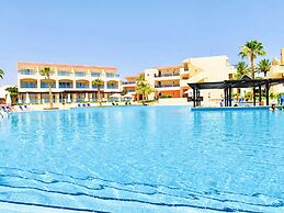 Ivy Cyrene Island Aqua Park Resort