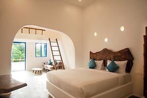 Conch Resort-Luxury Private Pool Suites