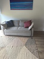 Lovely 1 Bedroom Holiday Apartment