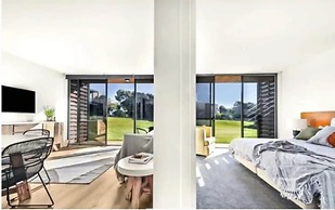 Lovely 1 Bedroom Holiday Apartment