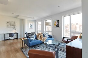 Stylish 2 BR w Roof Deck Access - Mins to NYC