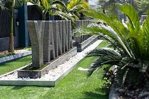 YANNA APARTMENTS BY KHALIQUES