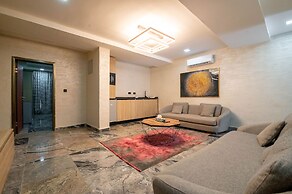 YANNA APARTMENTS BY KHALIQUES