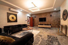 YANNA APARTMENTS BY KHALIQUES