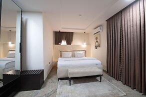 YANNA APARTMENTS BY KHALIQUES