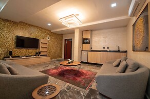 YANNA APARTMENTS BY KHALIQUES