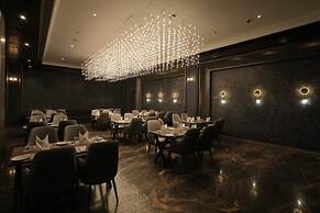 Classic Sapphire Ananta Bundi