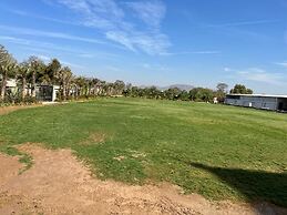 Classic Sapphire Ananta Bundi