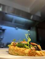 SOLAR ALVURA HEALTH HOTEL