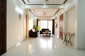 Lime Tree Luxury 3Bhk Serviced Apartment