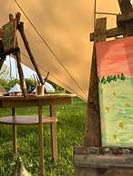 Glamping in Stunning Bell Tent in Bohemia