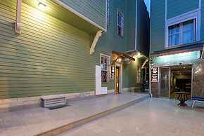 Valens Boutique Hotel