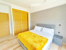 Les Belles Residences E