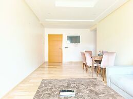 Les Belles Residences E