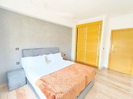 Les Belles Residences E