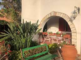 Chez Silvia 3 Bedrooms 2 Bathrooms Family Villa