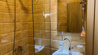 Charming 1-bed Apartment