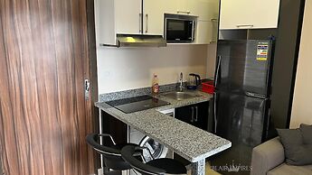 Charming 1-bed Apartment