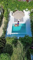 Alma Boutique Hotel