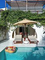 Alma Boutique Hotel
