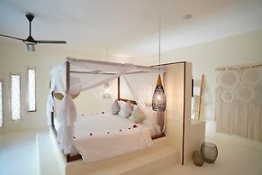 Alma Boutique Hotel