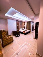 Entrust Hotel and Suites