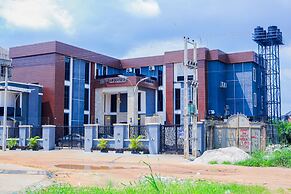 Entrust Hotel and Suites