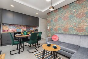 Little Laguna Delux by Renters Prestige