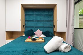 Little Laguna Delux by Renters Prestige