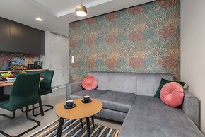 Little Laguna Delux by Renters Prestige