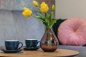 Little Laguna Delux by Renters Prestige