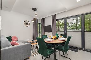 Little Laguna Delux by Renters Prestige