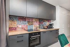 Little Laguna Delux by Renters Prestige